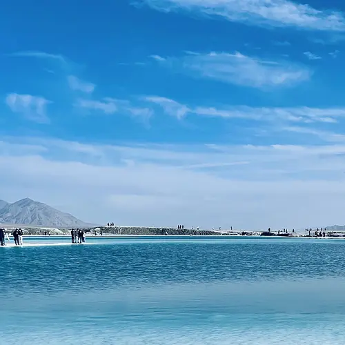 租車自駕游時(shí)要注意的開(kāi)車技巧