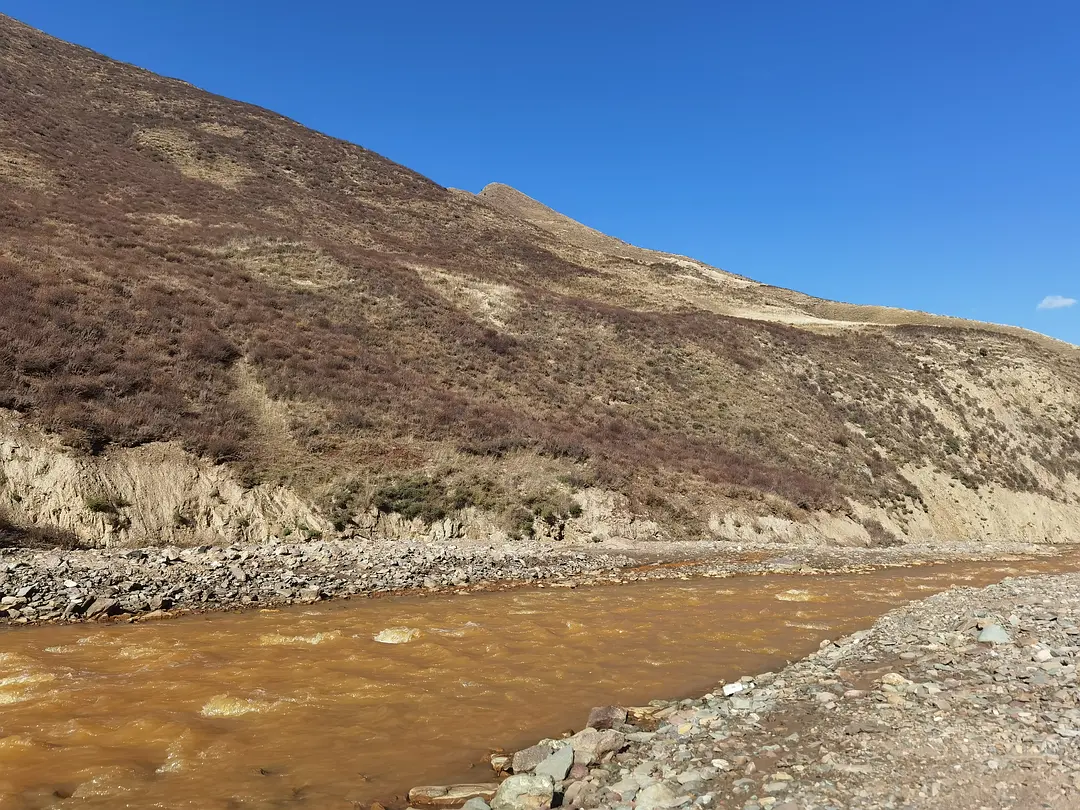 敦煌租車時(shí)租車押金的緣由？