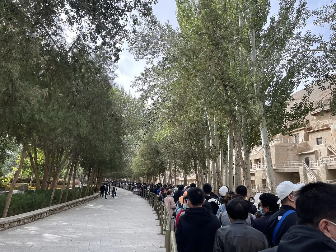 敦煌包車租車告訴您如何給租車公司取個(gè)好名字