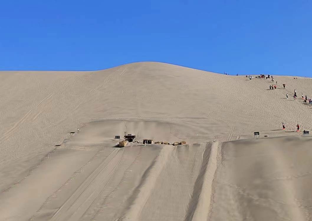 敦煌包車租車游客為什么這么喜歡呢？
