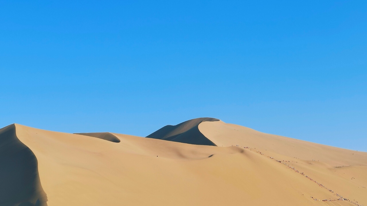 敦煌租車公司：汽車空調越開低檔越費油？