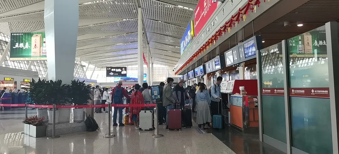 敦煌逐西租車旅游動(dòng)態(tài)：蘭州到敦煌怎么走好？蘭州到敦煌交通方式選擇