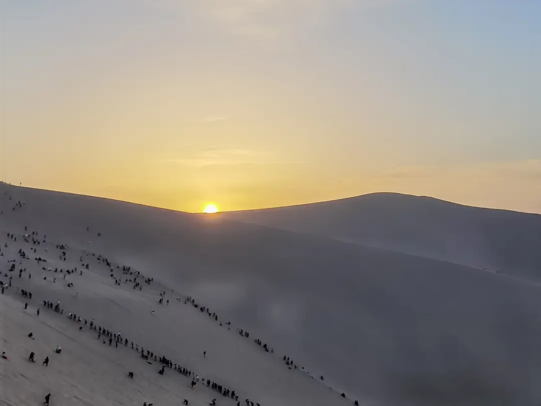 長(zhǎng)期租車(chē)多少錢(qián)？敦煌年租租車(chē)費(fèi)用