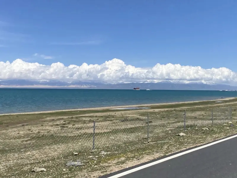 甘肅包車旅游新選擇：逐西租車公司，您的品質(zhì)出行伙伴