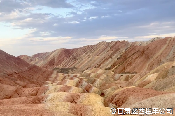 甘肅秋季看胡楊林，包車路線怎么安排最美？  