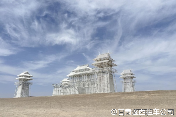 我們公司想租兩輛商務(wù)車，能開發(fā)票嗎？  