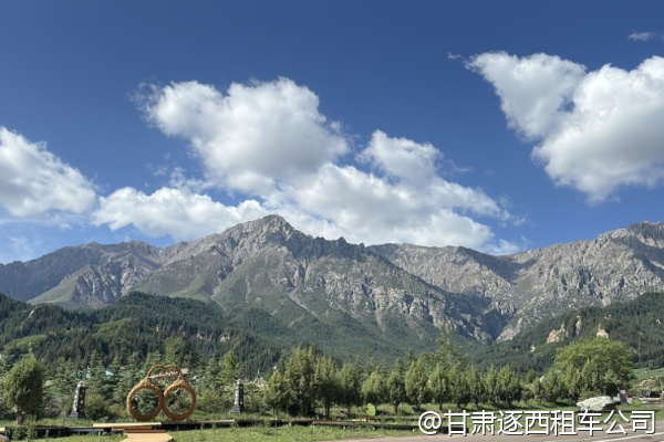 甘肅有沒(méi)有適合考古愛(ài)好者的包車(chē)路線(xiàn)？  